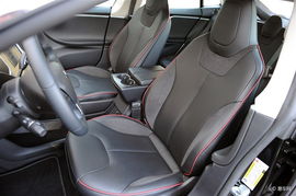 特斯拉Model S（进口版）海外试驾 空间设计与驾乘体验详解